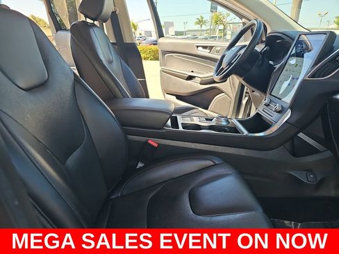 Used 2022 Ford Edge Titanium w/ Equipment Group 301A AWD/4WD image 10