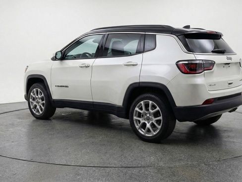 Used 2025 Jeep Compass Limited AWD/4WD image 6