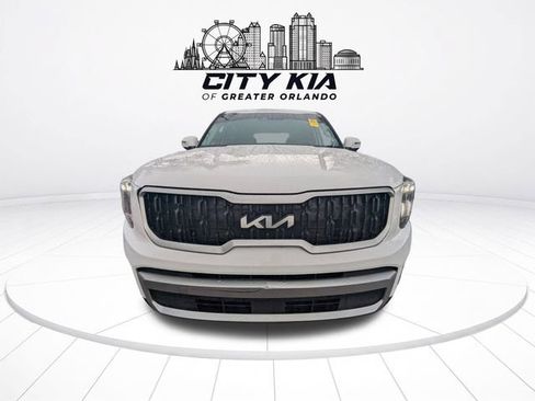 Certified 2023 Kia Telluride LX FWD image 10