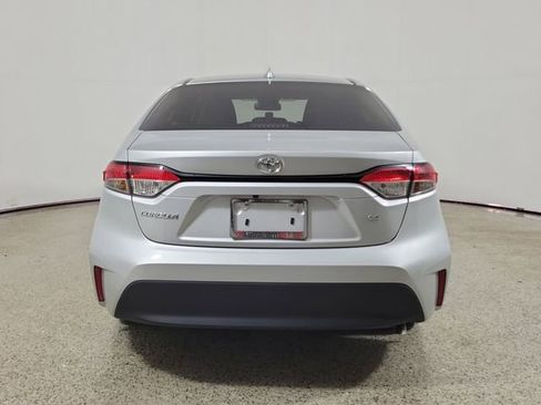 Used 2025 Toyota Corolla LE FWD image 6
