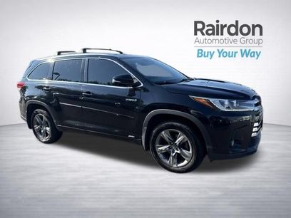 Used 2018 Toyota Highlander Limited Platinum