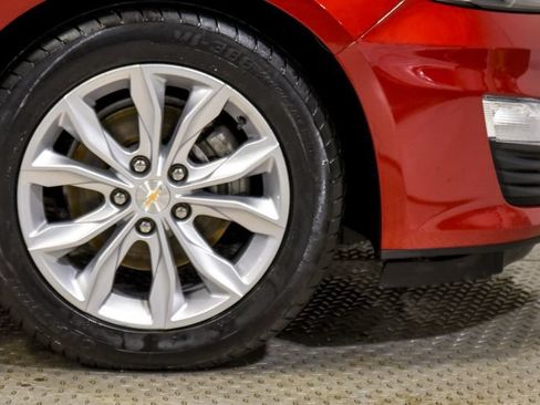 Used 2023 Chevrolet Malibu LT FWD image 13
