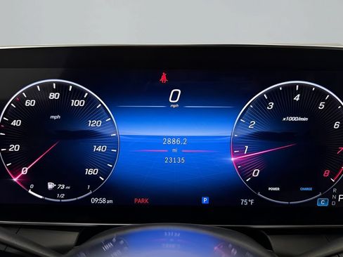 Used 2023 Mercedes-Benz GLC 300 4MATIC image 15