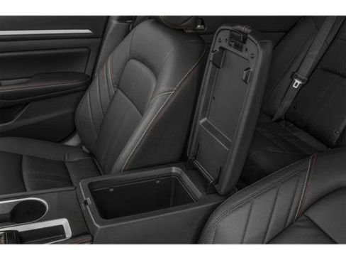 New 2026 Nissan Altima 2.5 SR AWD/4WD image 16