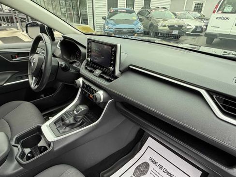 Used 2019 Toyota RAV4 XLE w/ Convenience Package AWD/4WD image 25
