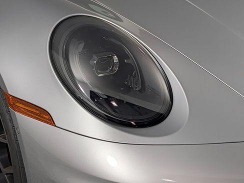 Certified 2026 Porsche 911 Targa 4 GTS AWD/4WD image 15