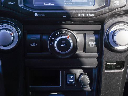 Used 2016 Toyota 4Runner Trail Premium image 35