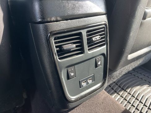 Used 2019 Dodge Charger R/T w/ Plus Group image 30