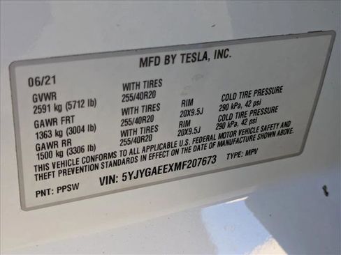 Used 2021 Tesla Model Y Long Range image 16