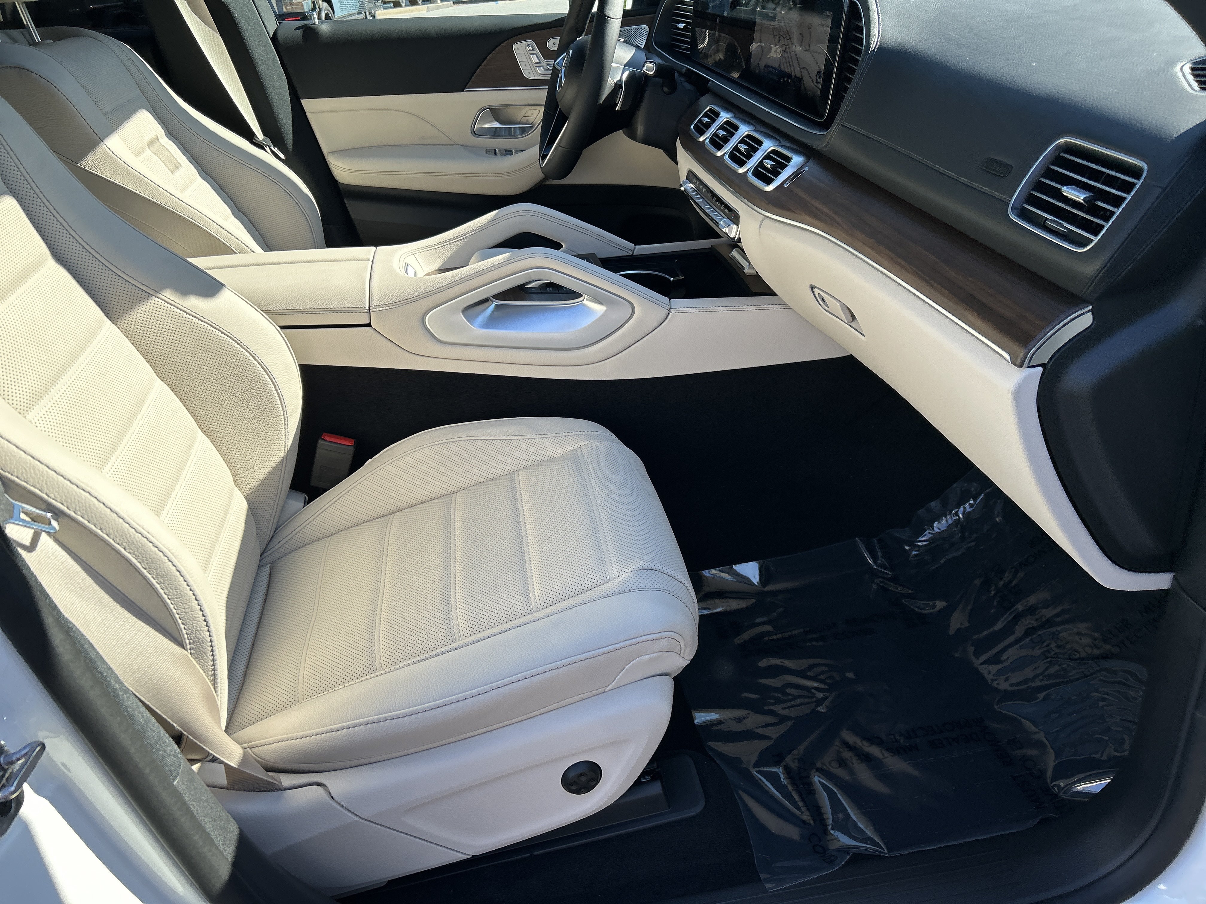 New 2026 Mercedes-Benz GLE 450 4MATIC Coupe image 43