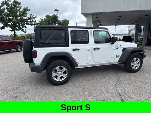 Certified 2022 Jeep Wrangler Unlimited Sport AWD/4WD image 9