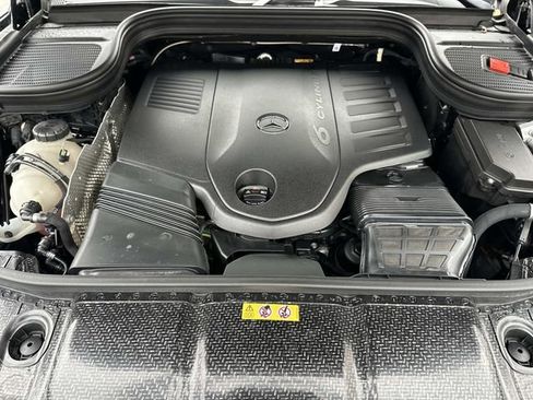 Certified 2025 Mercedes-Benz GLS 450 GLS 450 image 10