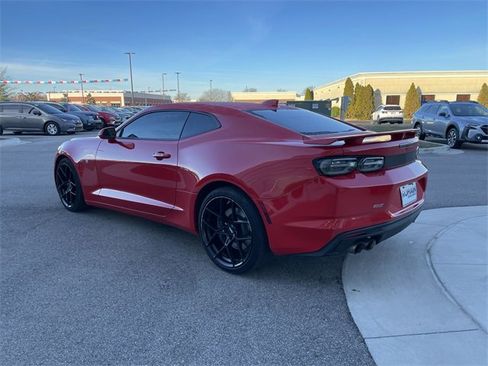 Used 2020 Chevrolet Camaro SS image 3