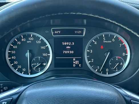 Used 2018 INFINITI QX30 AWD image 28