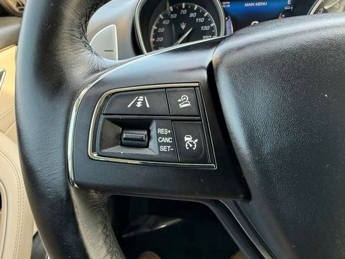Used 2017 Maserati Levante S image 15