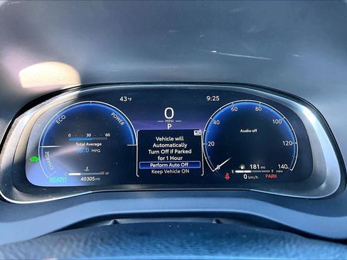 Used 2024 Toyota Venza Limited image 25