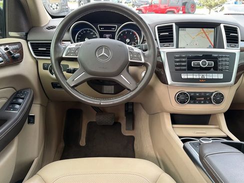 Used 2015 Mercedes-Benz ML 350 4MATIC image 63