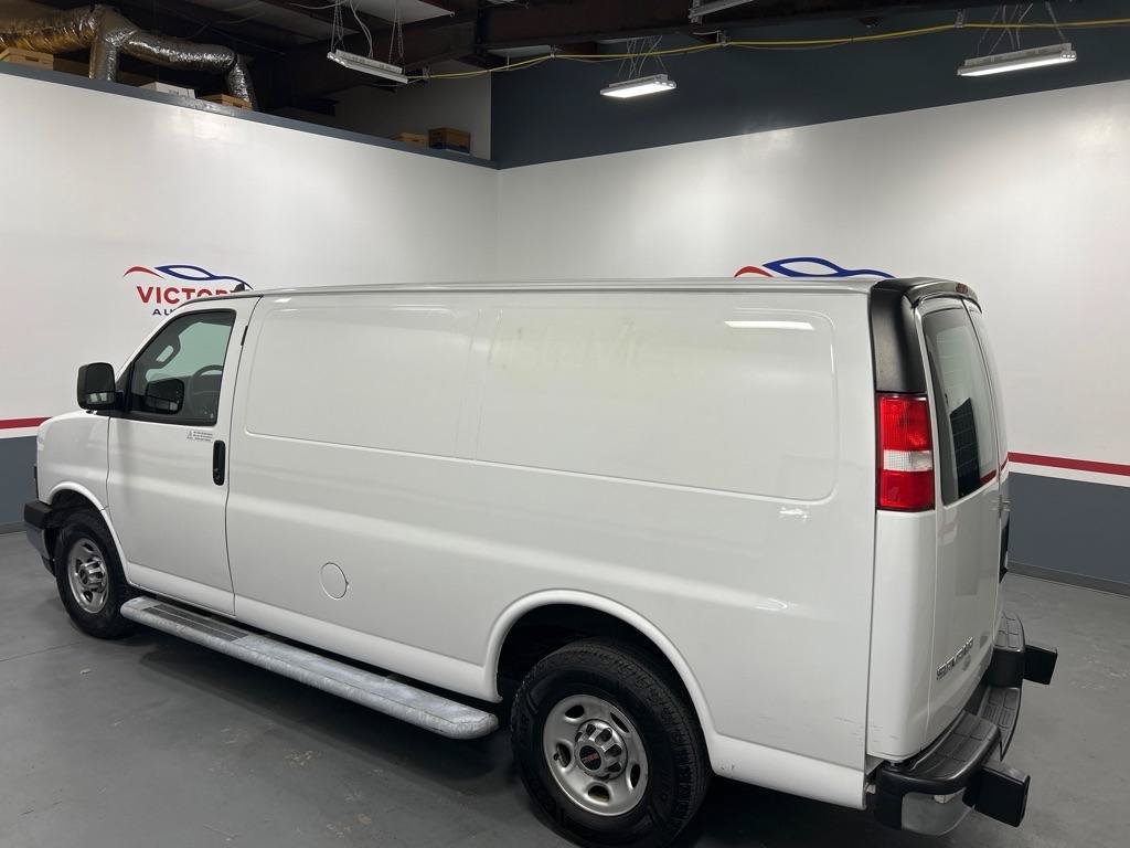 Used 2020 GMC Savana 2500 w/ Driver Convenience Package RWD image 5