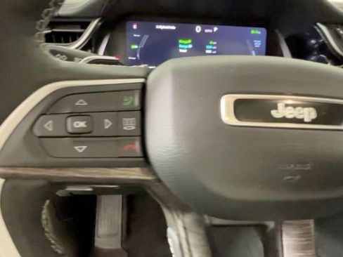 Used 2022 Jeep Grand Cherokee Limited 4xe AWD/4WD image 24