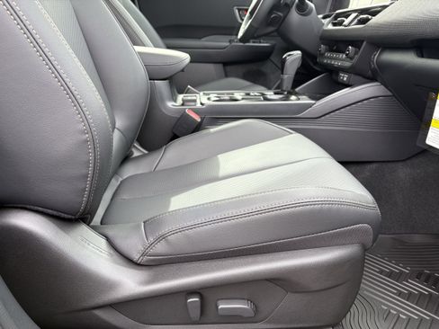 New 2026 Subaru Outback Limited image 31