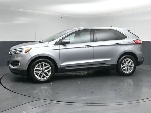 Certified 2022 Ford Edge SEL AWD/4WD image 4
