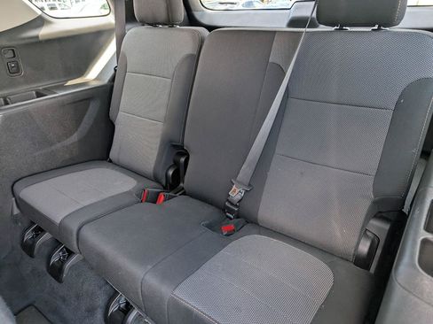 Used 2019 Chevrolet Traverse LS AWD/4WD image 10