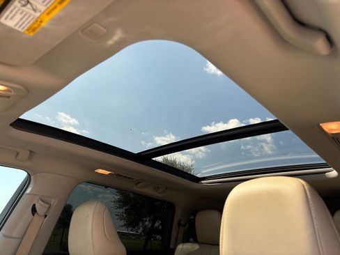 Used 2022 Toyota Highlander Platinum AWD/4WD image 17