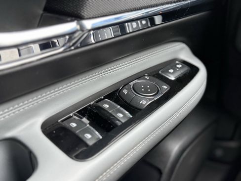 Used 2020 Lincoln Corsair Reserve w/ Equipment Group 201A image 17