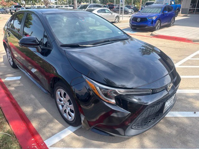 Used 2021 Toyota Corolla LE FWD image 1