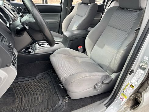 Used 2012 Toyota Tacoma PreRunner w/ TRD Off-Road Pkg image 19