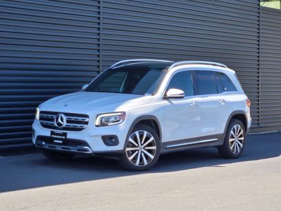 Used 2021 Mercedes-Benz GLB 250 4MATIC w/ Premium Package