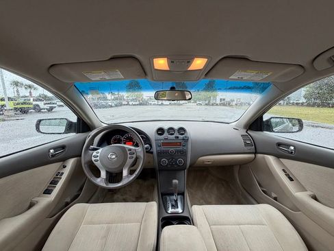 Used 2011 Nissan Altima 2.5 S w/ Special Edition Pkg FWD image 22