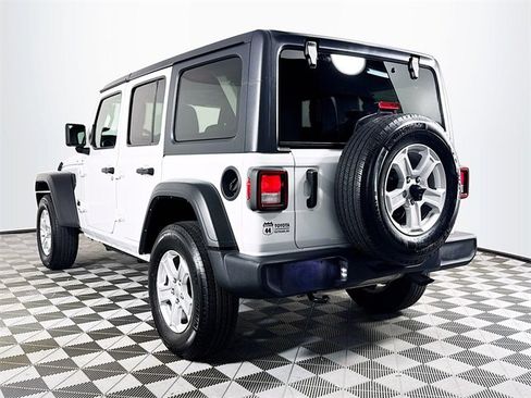 Used 2021 Jeep Wrangler Unlimited Sport image 6