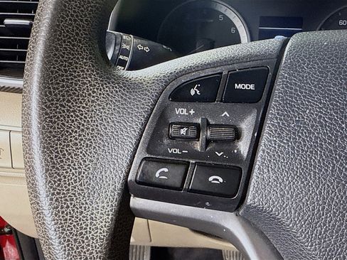 Used 2021 Hyundai Tucson SE image 14