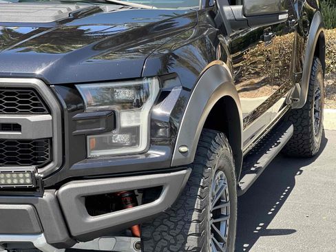 Used 2019 Ford F150 Raptor w/ Equipment Group 802A Luxury AWD/4WD image 49