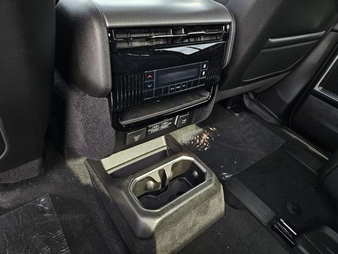 New 2026 Jeep Grand Wagoneer 4WD image 10