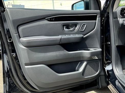 New 2025 Honda Pilot Touring image 20