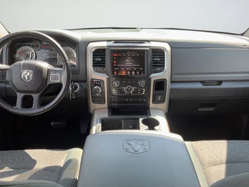 Used 2015 RAM 1500 Big Horn RWD image 12