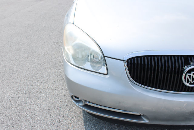 Used 2007 Buick Lucerne CXS w/ Driver Confidence Package FWD image 37