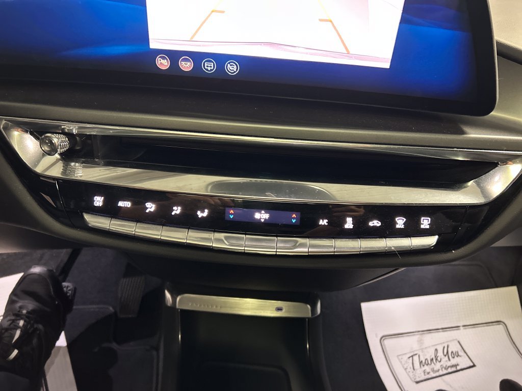 Used 2024 Cadillac Lyriq Tech AWD/4WD image 16