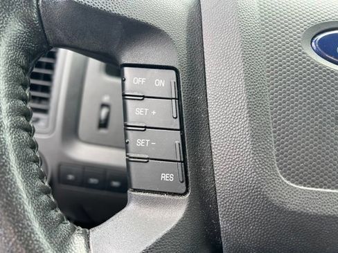 Used 2011 Ford Escape XLT w/ 202A Rapid Spec Order Code FWD image 14