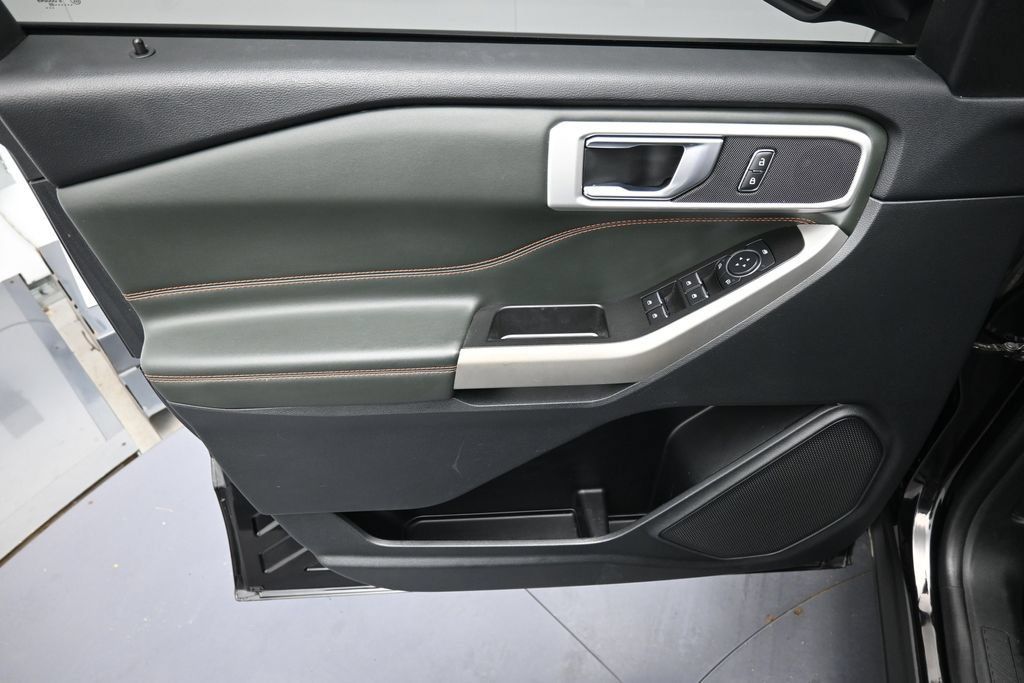 Used 2022 Ford Explorer Timberline AWD/4WD image 9