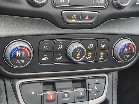 Used 2024 GMC Terrain AT4 w/ LPO, 'HIT The Road' Package image 29