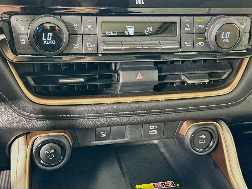 Certified 2024 Toyota Grand Highlander AWD Hybrid image 15