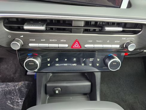 New 2026 Hyundai Palisade Calligraphy AWD/4WD image 21