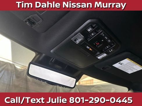 Used 2025 Toyota Tundra Platinum AWD/4WD image 32