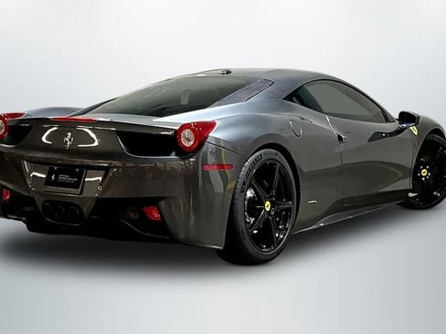 Used 2015 Ferrari 458 Italia Coupe RWD image 7