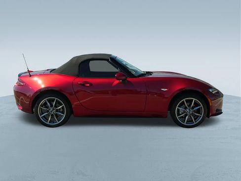 Used 2023 MAZDA MX-5 Miata Grand Touring RWD image 10