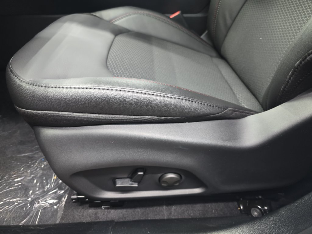 New 2026 Jeep Compass Trailhawk AWD/4WD image 29