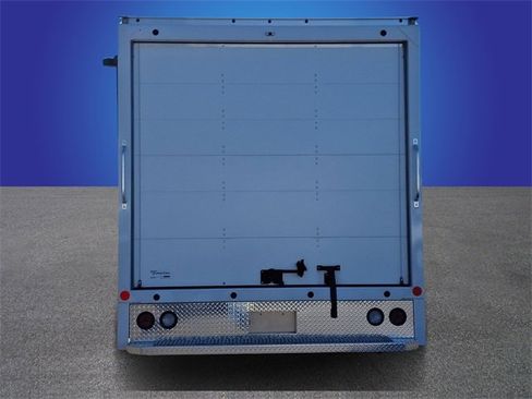 Used 2024 Ford E-450 and Econoline 450 Super Duty w/ Driver's Safety Package image 5